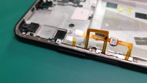 荣耀9X换指纹键/开机排线图文教程-手机拆解教程网